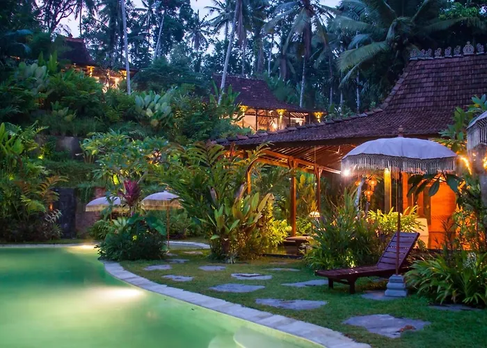 Villa Mahadevi 2 Jungle Retreat Joglo