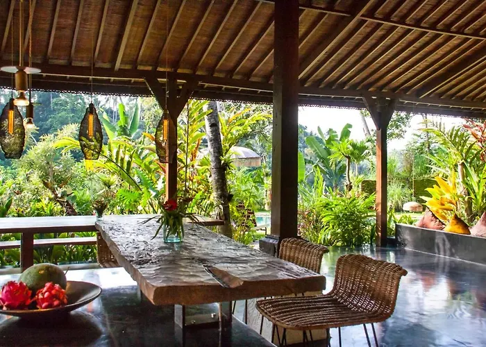 Mahadevi 2 Jungle Retreat Joglo