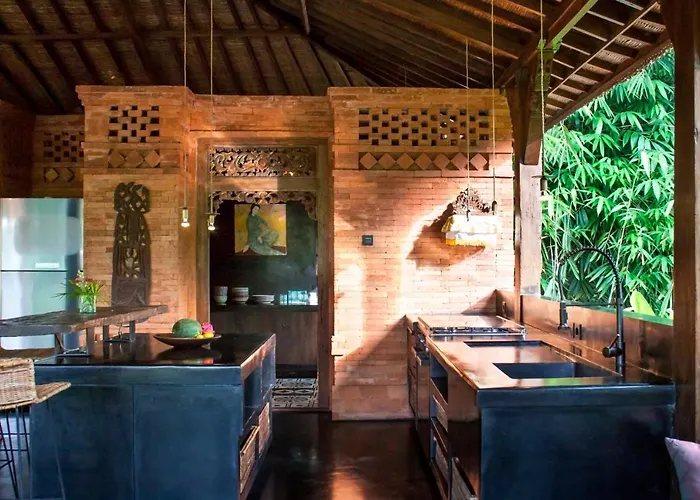 Mahadevi 2 Jungle Retreat Joglo Villa