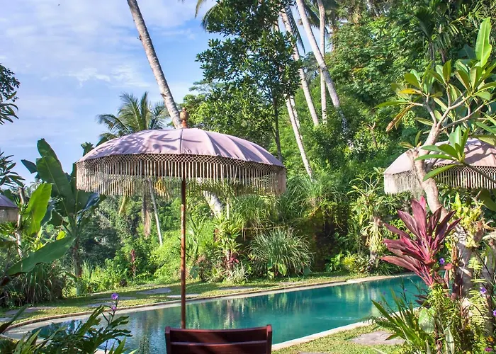 Mahadevi 2 Jungle Retreat Joglo Villa *