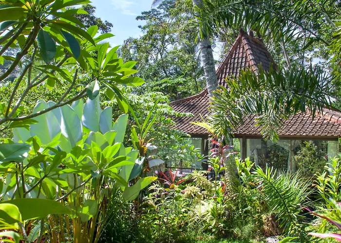 Mahadevi 2 Jungle Retreat Joglo *