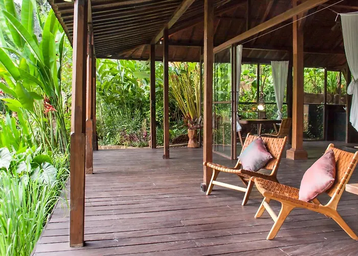 Mahadevi 2 Jungle Retreat Joglo Villa