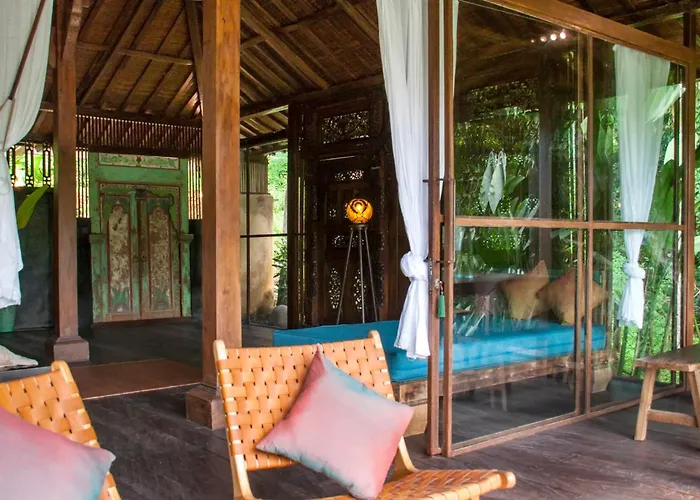 Mahadevi 2 Jungle Retreat Joglo Ubud